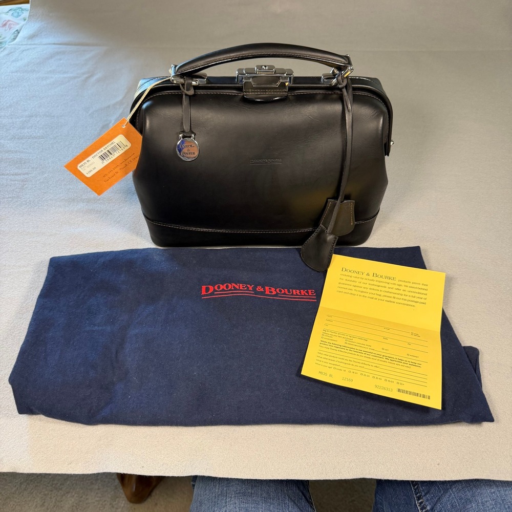 Dooney & Bourke Alto Black Leather Doctor Satchel Bag MB35 BL Made in Italy - Picture 10 of 10